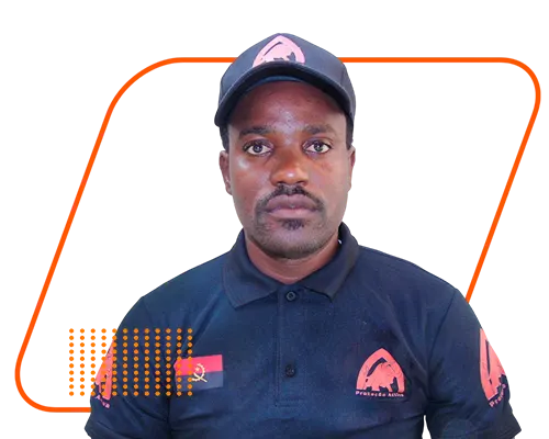 Vigilante da Akassia Segurança Privada em Angola no posto da Unilaplace